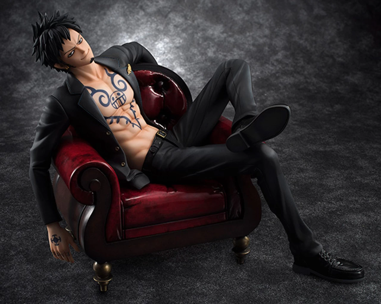 MegaHouse Portrait.Of.Pirates One Piece S.O.C Trafalgar Law 1/8 PVC Figure 2 MegaHouse Portrait.Of.Pirates One Piece S.O.C Trafalgar Law 1/8 PVC Figure - Image 2
