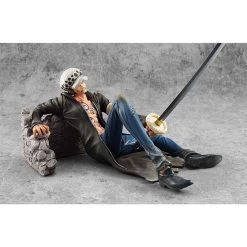 MegaHouse Portrait.Of.Pirates One Piece Trafalgar Law Ver.VS 1/8 PVC Figure (Completed) 13 MegaHouse Portrait.Of.Pirates One Piece Trafalgar Law Ver.VS 1/8 PVC Figure (Completed) -Figure Model Shop 003 83683.1500541279