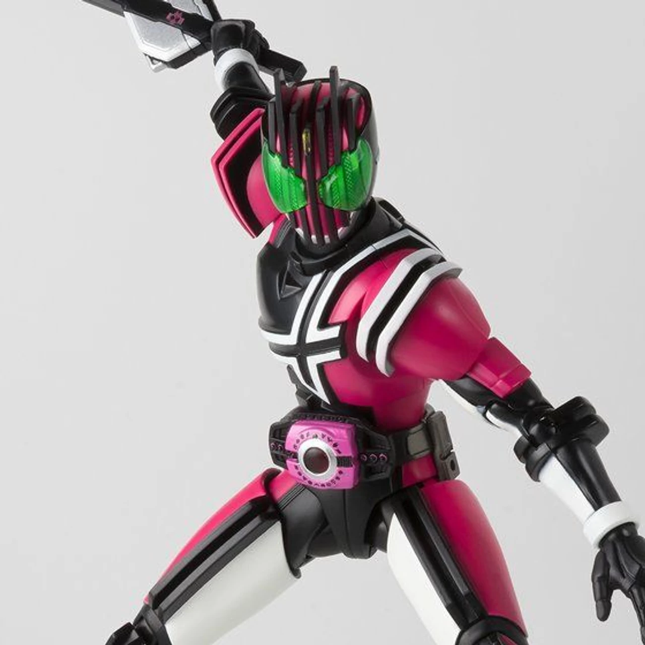 Bandai S.H.Figuarts (Shinkoccou Seihou) Kamen Rider Decade Neodecadriver Ver. Action Figure 1 Bandai S.H.Figuarts (Shinkoccou Seihou) Kamen Rider Decade Neodecadriver Ver. Action Figure