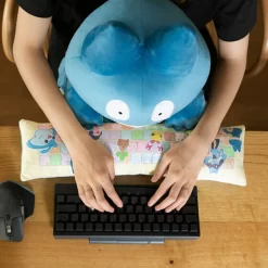 Bandai PC Cushion Munchlax -Figure Model Shop 1000177195 9 02815.1659065877