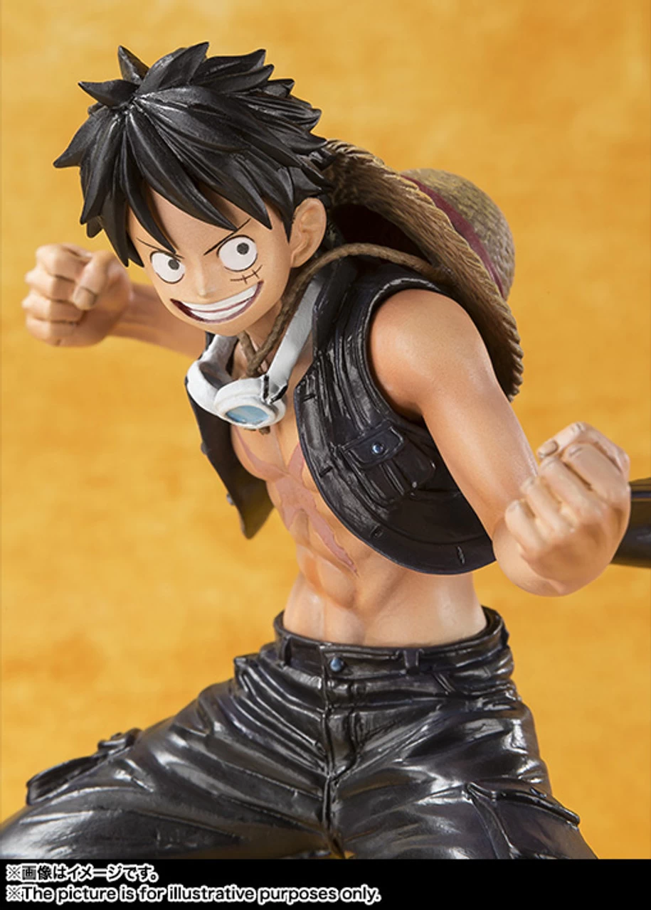 Bandai Figuarts Zero Monkey D Luffy -ONE PIECE FILM GOLD Ver.- PVC Figure 3 Bandai Figuarts Zero Monkey D Luffy -ONE PIECE FILM GOLD Ver.- PVC Figure - Image 3
