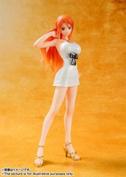 Bandai Figuarts Zero Nami -ONE PIECE FILM GOLD Ver.- PVC Figure