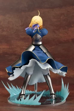 KOTOBUKIYA King Of Knights Saber 1/7 PVC Figure Fate/stay Night -Figure Model Shop kok Saber u4 64160.1437467235